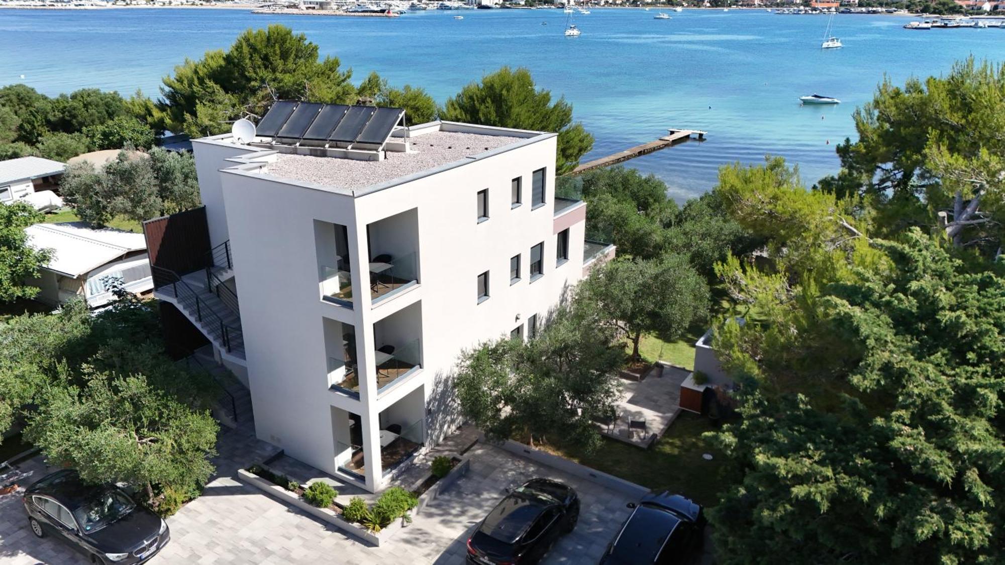 Punta Aqua Apartment Sukosan Exterior photo